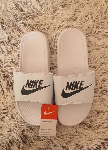 grubin papuce krava: Nike, 40