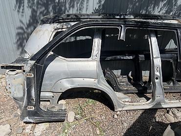 lend cruizer: Кузовная перегородка Toyota, Б/у, Оригинал — 4