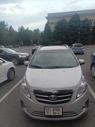 запчасть на мерс 814: Chevrolet Spark: 2011 г., 1 л, Типтроник, Бензин, Хэтчбэк