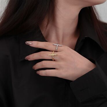 серьги и кольцо золотые с бриллиантом: Кольца серебряные /серебро/925 проба