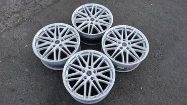 Toyota: 4 ədəd yüngül lehimli disk dəsti - Model: çoxşaxəli (çoxşüalı)