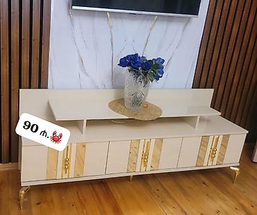Tvistent satılır *Qiymət 90 azn* Yaxşı vəziyyətdə Uzunu 2m10 sm təx
