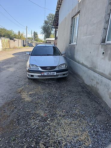 Toyota: Toyota Avensis: 2001 г., 2 л, Кол менен иштөөчү, Бензин, Универсал — 10