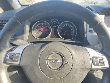 zafira: Opel Zafira: 1.9 l | 2005 il | 397000 km Universal