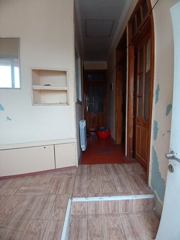 Həyət evləri və villaların satışı: 3 otaqlı, 60 kv. m, Kredit yoxdur, Orta təmir — 5