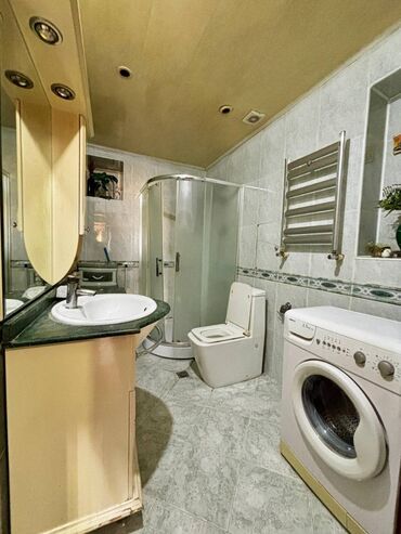 Uzunmüddətli kirayə mənzillər: 28 May,Səməd Vurğun bağının yanı. (Dilarə Əliyeva küc) 6 mərtəbəli — 8