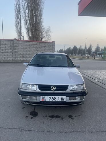 Volkswagen: Volkswagen Passat: 1996 г., 1.6 л, Механика, Газ, Седан — 2