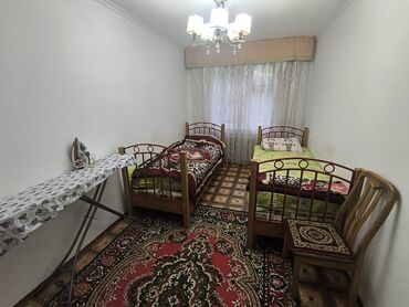 квартиры в жалал абаде: 3 бөлмө, Менчик ээси, Чогуу жашоосу жок, Толугу менен эмереги бар