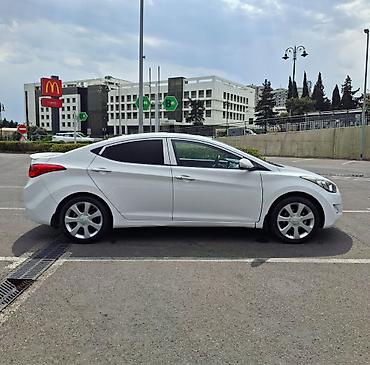 Avtomobil satışı: Hyundai Elantra: 1.8 l | 2013 il Sedan — 3