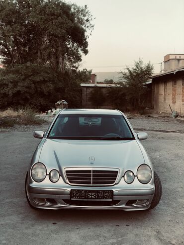 Mercedes-Benz: Mercedes-Benz E-Class: 2001 г., 2.6 л, Механика, Бензин, Седан
