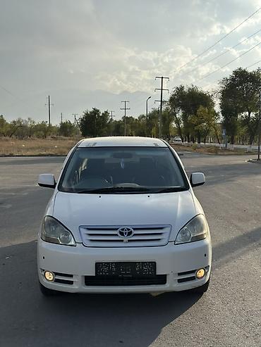 Toyota Ipsum: 2001 г., 2.4 л, Автомат, Бензин, Минивэн