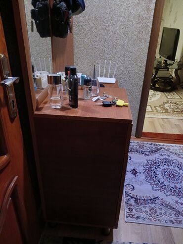 Qonaq otağı dəstləri: Heç bir problemi yoxdur.Laxlamır.Qırığı-sınığı yoxdurƏla — 10