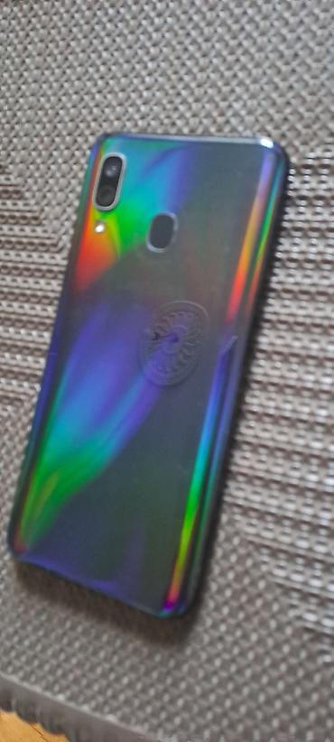Elektronika: Samsung Galaxy A40, 64 GB, İki sim kartlı — 2