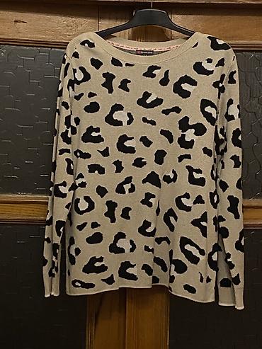 pull and bear: Qadın trikotaj/bluz biri 15 m 1) Leopar naxışlı sviter - Rəng: bej — 5