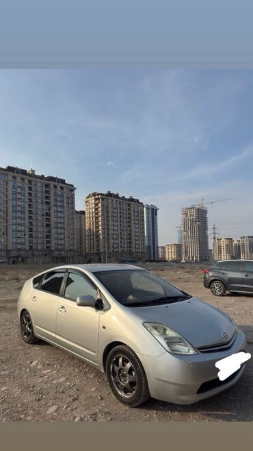 чехол на приус: Toyota Prius: 2005 г., 1.5 л, Автомат, Гибрид, Хетчбек