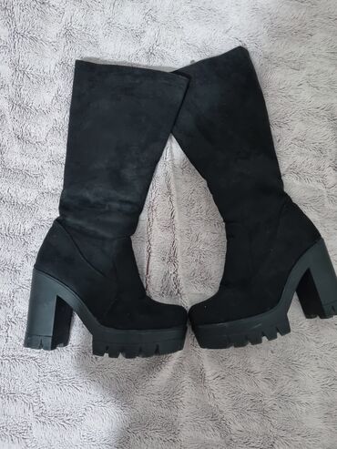 bele kozne patike: High boots, Africa, 38