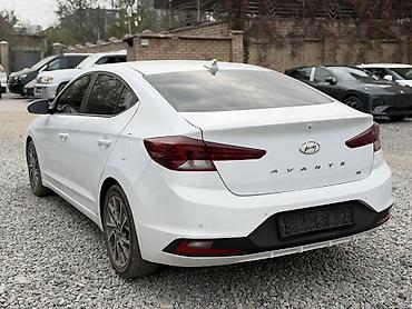 byd е9: Hyundai Avante: 2018 г., 1.6 л, Автомат, Бензин — 4