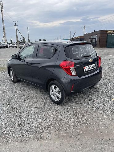 Транспорт: Chevrolet Spark: 2019 г., 1 л, Автомат, Бензин, Хэтчбэк — 4