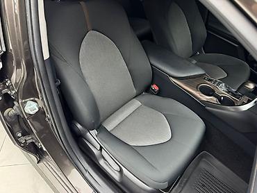 highlander 2017: Toyota Camry: 2020 г., 2.5 л, Автомат, Гибрид, Седан — 5