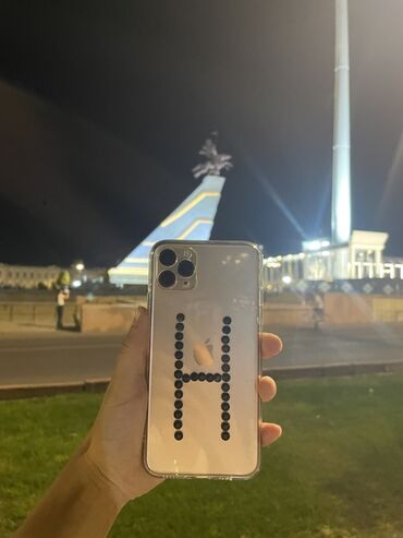 чихол для телефона: IPhone 11pro max 256гб Аккумулятор 90% Зарядное устройство