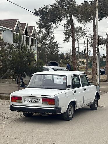 VAZ (LADA): VAZ 2107, 1999-cu il buraxılış - Ağ rəng, 4 qapılı sedan - Mexaniki — 2