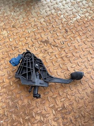 dobar punjac za akumulator: PEDALA KVACILA ZA VOLKSWAGEN POLO - 6R2721059F | Pedala kvacila za — 1