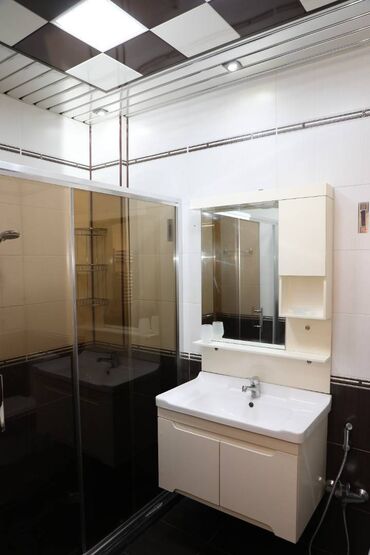 Mənzil kirayələyirəm: 3 otaqlı, 120 kv. m — 13