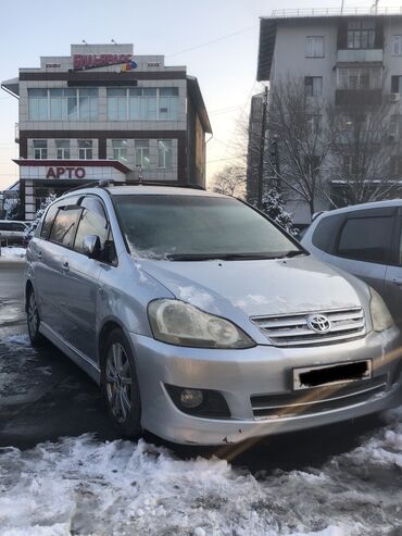 Toyota: Toyota Ipsum: 2003 г., 2.4 л, Автомат, Бензин