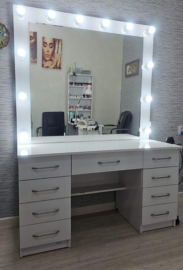 Salon, tibbi mebel dəsti: ✔️200 man(Sumqayıt). 2 dest Salon mebeli. Əla vəziyyətdədir Təcili