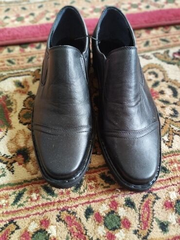 туфли кроссовки: Продаю туфли новые кожаные г Бишкек
