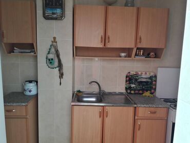 Həyət evləri və villaların satışı: 5 otaqlı, 284 kv. m, Orta təmir — 8