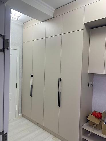 silver kitchen: Кухонный гарнитур и встроенные шкафы в современном стиле - Прямая — 5