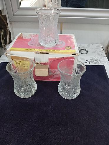Qab-qacaq və mətbəx ləvazimatları: Armudu stəkanlar, rəng - Ağ, Şüşə — 2