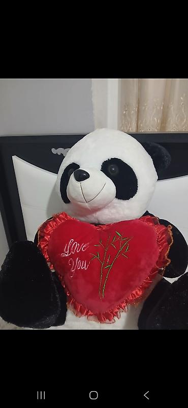 Uşaq dünyası: Böyük ölçülü panda yumşaq oyuncağı. Oyuncaq qara-ağ rəngdədir və — 2