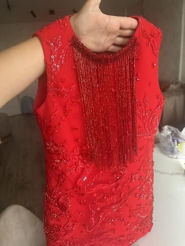 yeni model donlar: Qırmızı rəngdə qız uşağı üçün zərif don - Model: qolsuz, düz kəsim - — 2