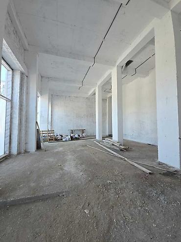 qaraba: İcarəyə verilir obyekt 131 m², Ağ şəhər q. 4 600 AZN/ay 131 m² Sahə — 2