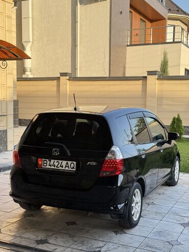 хонда срф: Honda Fit: 2006 г., 1.3 л, Вариатор, Бензин, Хэтчбэк