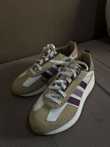 Krasofkalar və idman ayaqqabıları: Original adidas krossovka 41,5razmer Кроссовки Адидас (размер не -da lalafo.az — 4 Krasofkalar və idman ayaqqabıları: Original adidas krossovka 41,5razmer Кроссовки Адидас (размер не — 4