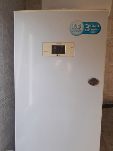 стиральные полуавтомат: Холодильник LG, Б/у, Двухкамерный, No frost, 60 * 220 *