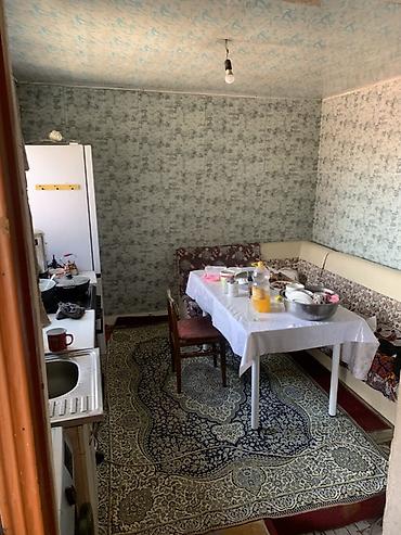 Продажа коттеджей и домов: Продаётся жилой дом с приусадебным участком. Дом находится в центре at lalafo.kg — 8 Продажа коттеджей и домов: Продаётся жилой дом с приусадебным участком. Дом находится в центре — 8