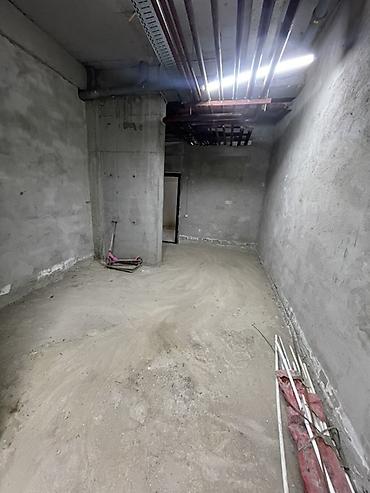 Аренда помещений свободного назначения: Коммерческое помещение в цокольном уровне современного жилого дома — 4