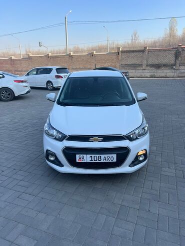 Chevrolet: Chevrolet Spark: 2016 г., 1 л, Автомат, Бензин, Универсал