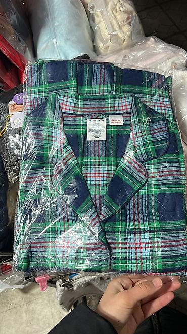 Другая мужская одежда: Мужские пижамы Мусжкие халаты Мужское термобелье Широкий ассортимент — 9