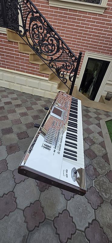 Sintezatorlar: Sintezator, Korg — 9