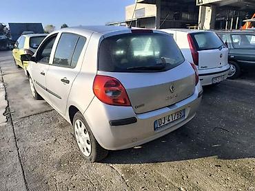 mini kauc: RENAULT CLIO 2007. GOD. - KOMPLETAN AUTO U DELOVIMA | Renault Clio — 4