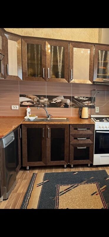 Двуспальные кровати: Сдаю в аренду двух комнатную квартиру Таунхаус кухня + студия 60 — 12