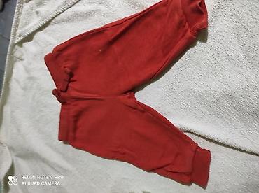 Paketi dečije odeće: Komplet bebinih stvari (4 komada): - Pantalonice od mekanog pamuka — 2