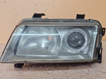 Передние фары: Передняя левая фара Audi 1998 г., Б/у, Аналог — 2