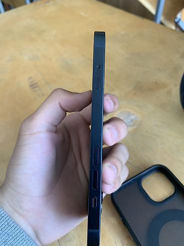 Apple iPhone: IPhone 14, Б/у, 128 ГБ, Midnight, Чехол — 8