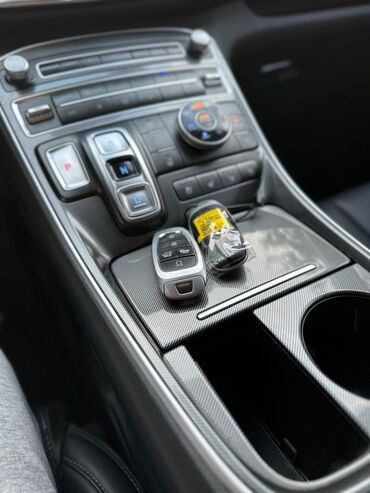 Hyundai: Hyundai Santa Fe: 2021 г., 2.2 л, Дизель — 5